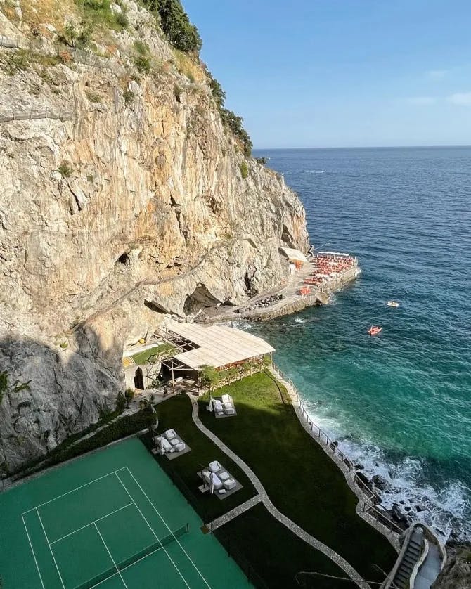 Tennis court and the beach side