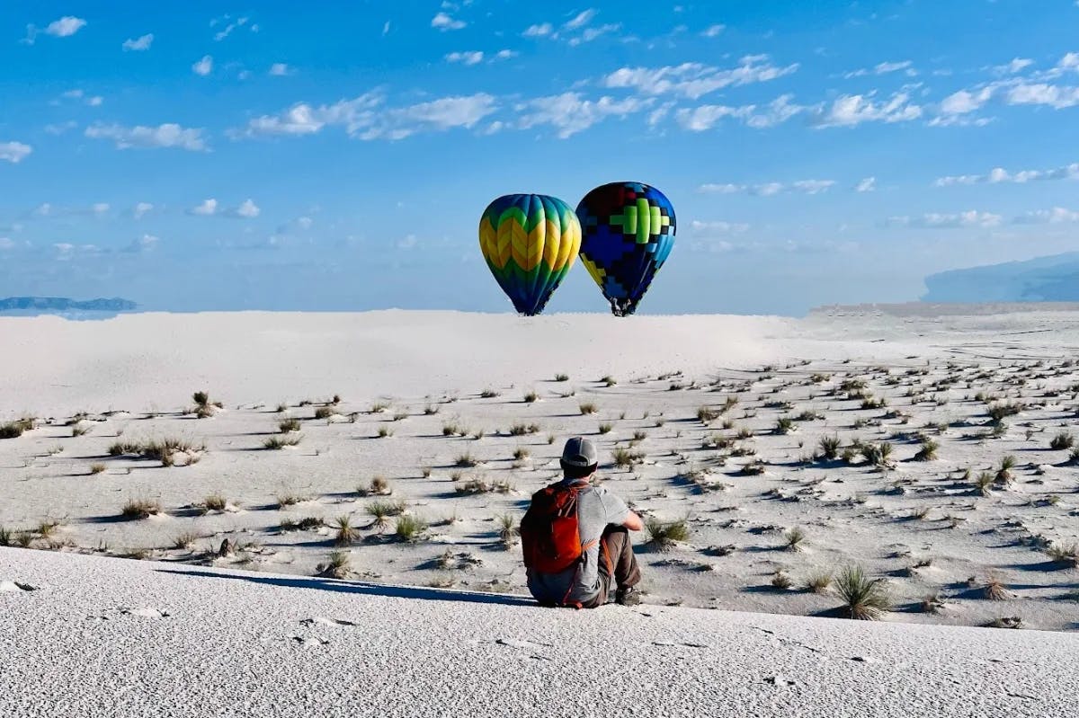 white-sand-balloon-fest-new-mexico-travel-guide