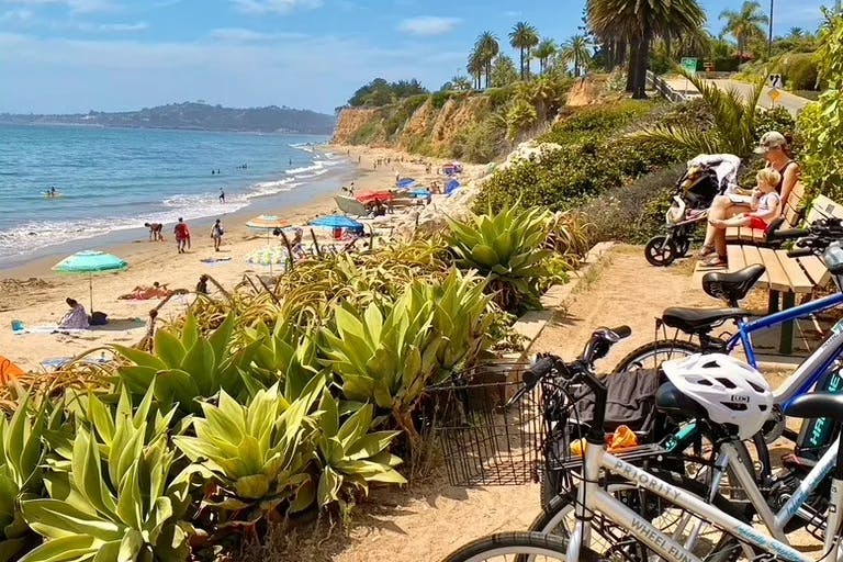bikes-parked-near-the-beach-santa-barbara-travel-guide