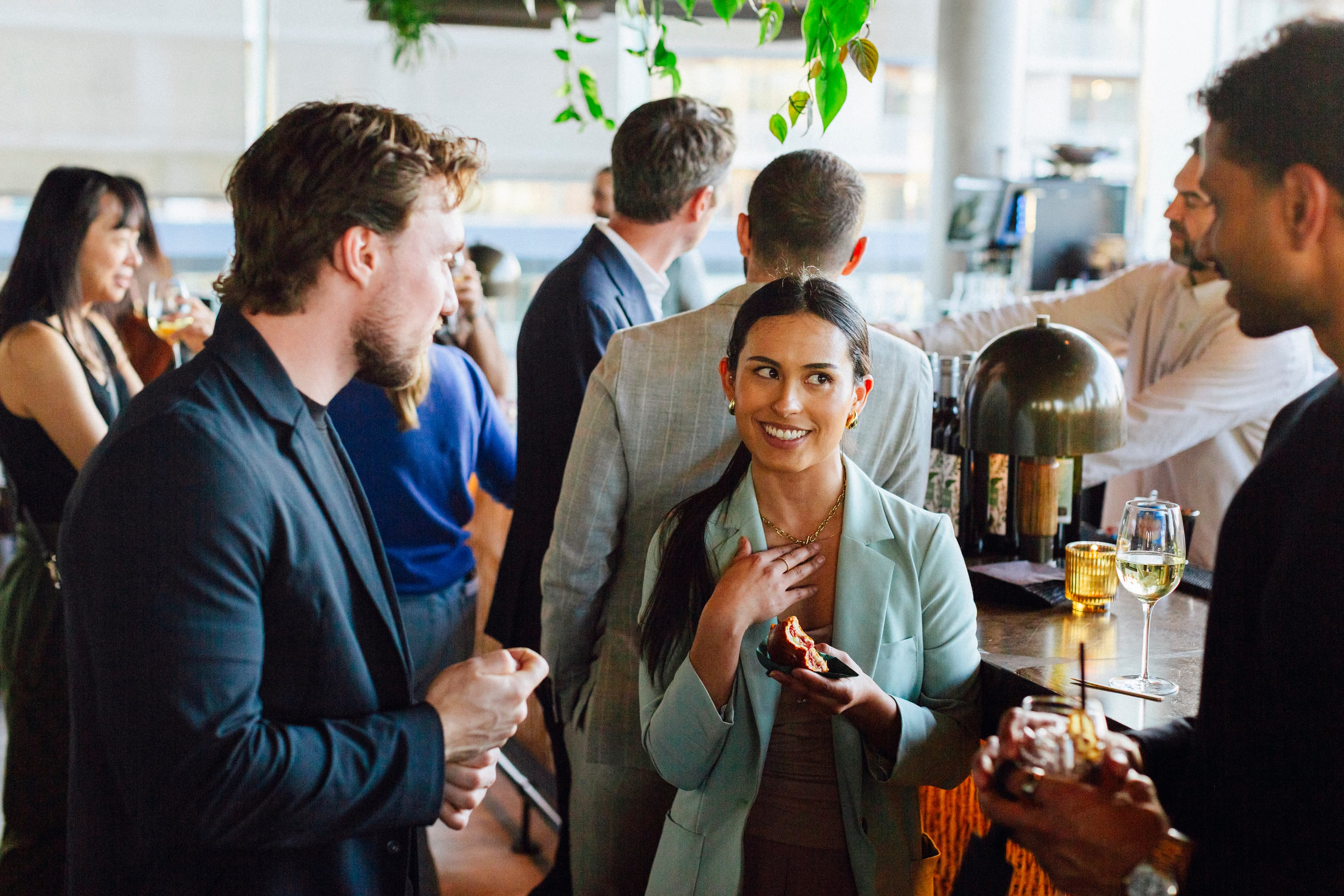 Fora - Start your next chapter