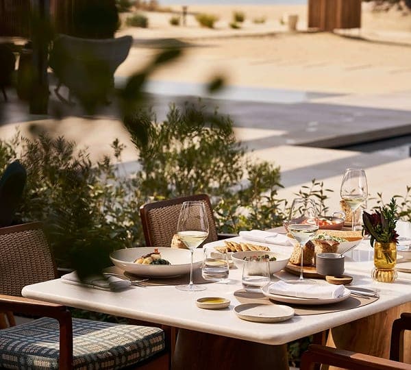 Fora - Unlock VIP perks & top commissions