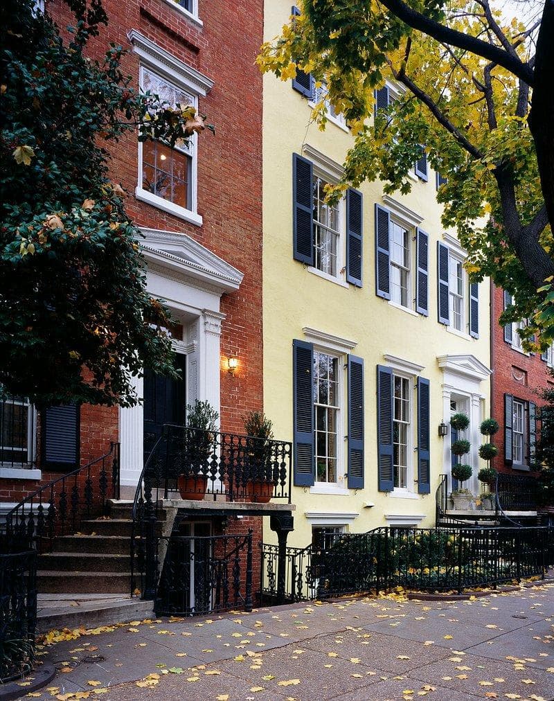 Washington, D.C.: A Local’s Inside Guide curated by Tracy Schwartz