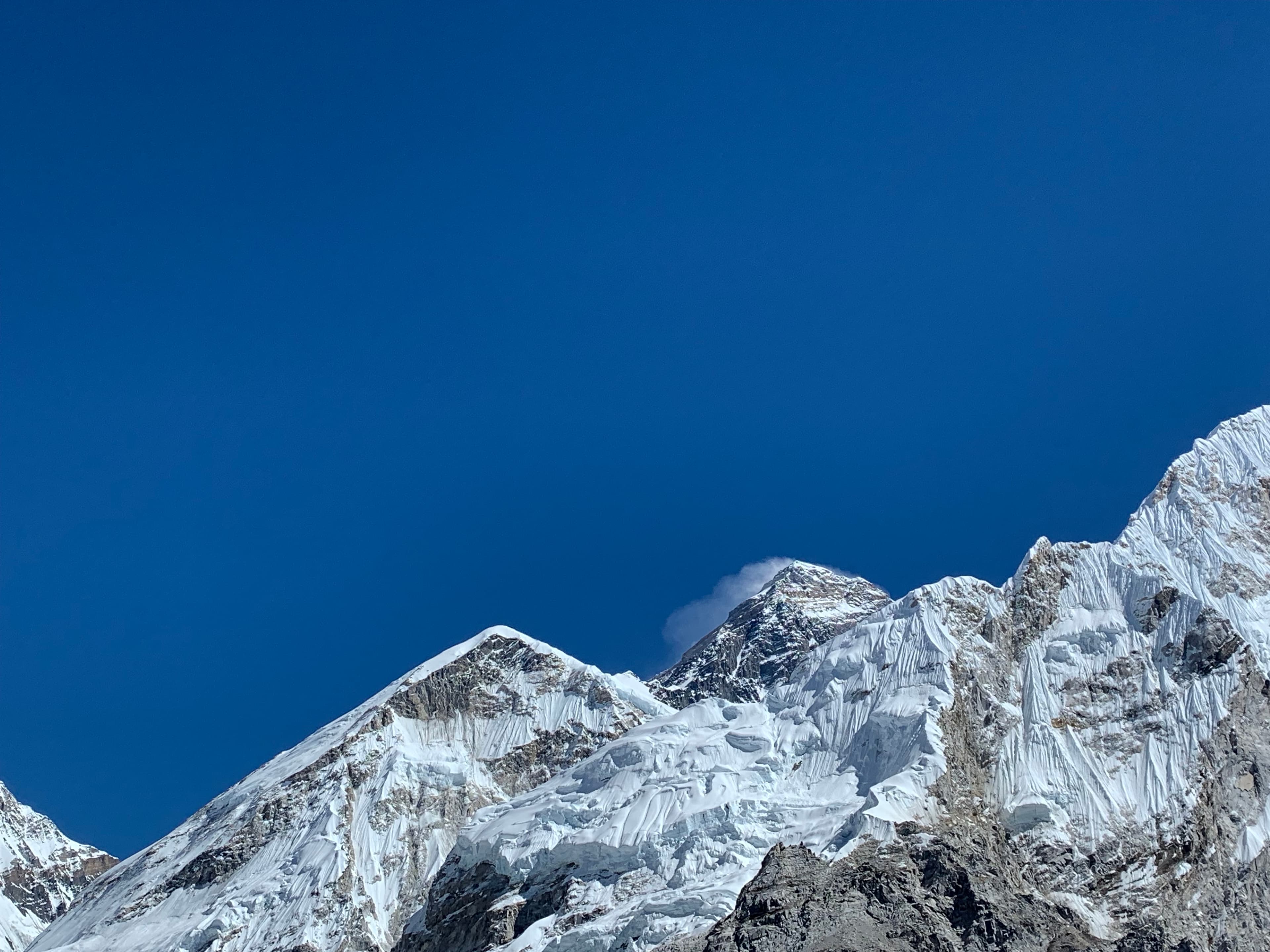 A view of a mountain scape during the day.