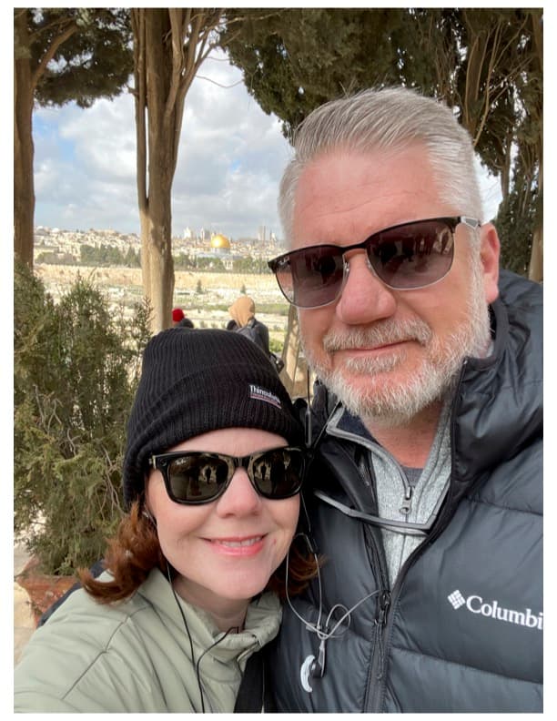 Advisor and partner wearing sunglasses and taking a selfie on a sunny afternoon