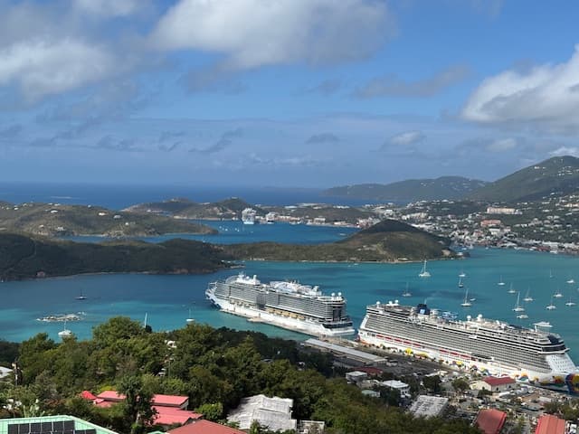 Travel photo 1
