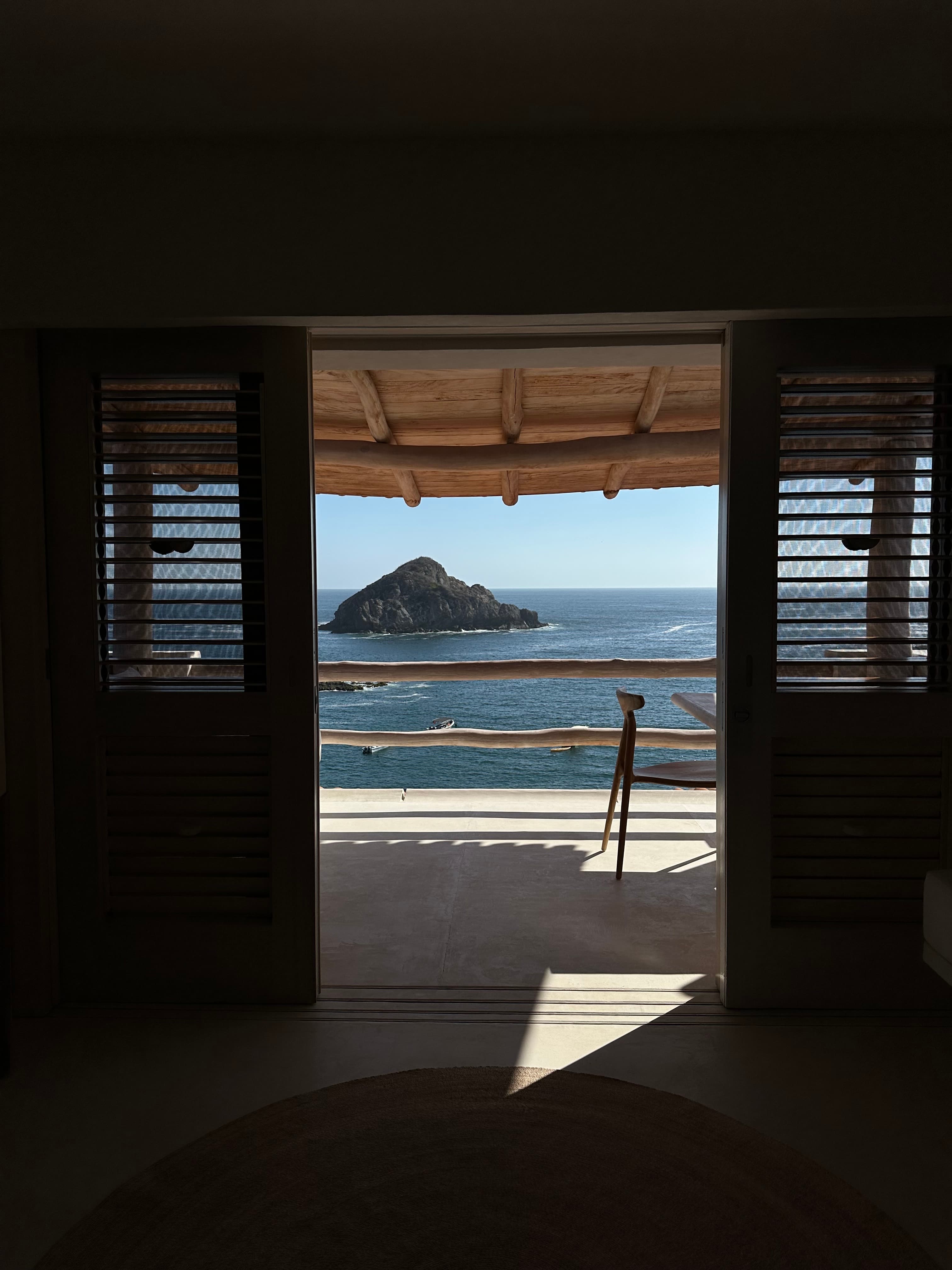Travel photo 1