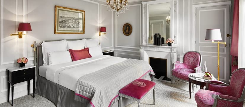 Hôtel Plaza Athénée - Dorchester Collection