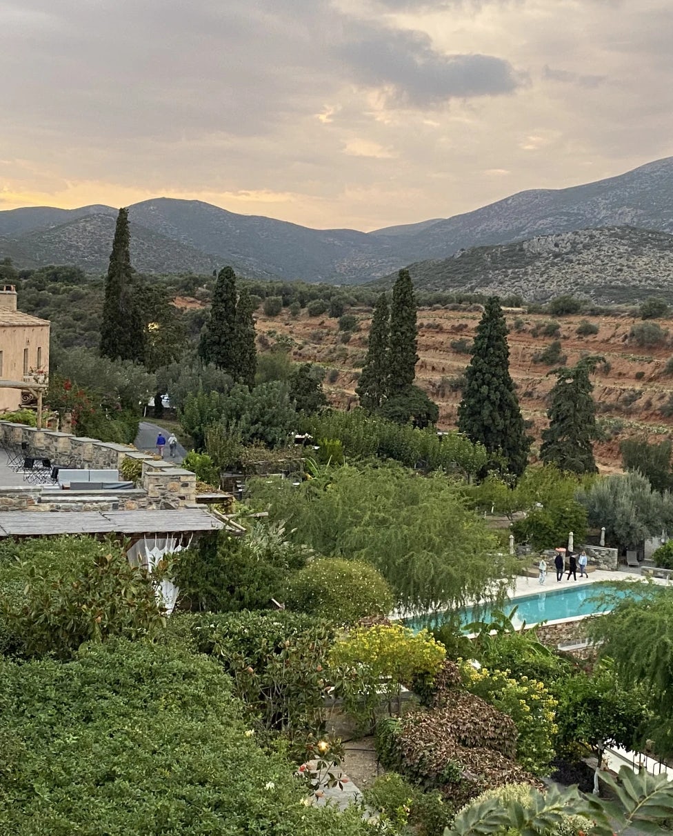 Kinsterna Hotel: A Masterfully Restored Byzantine Mansion Complex in the Heart of the Peloponnese