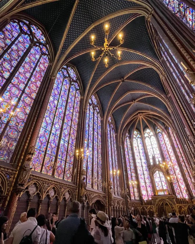 The beautiful architecture of Sainte-Chapelle