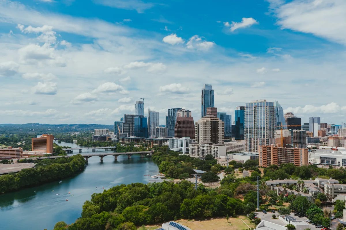 aerial-view-city-austin-travel-guide