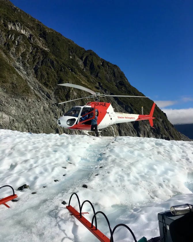 Picture of glacier helicopter