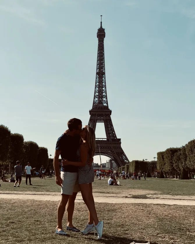 Picture of Hannah at Eiffle Tower