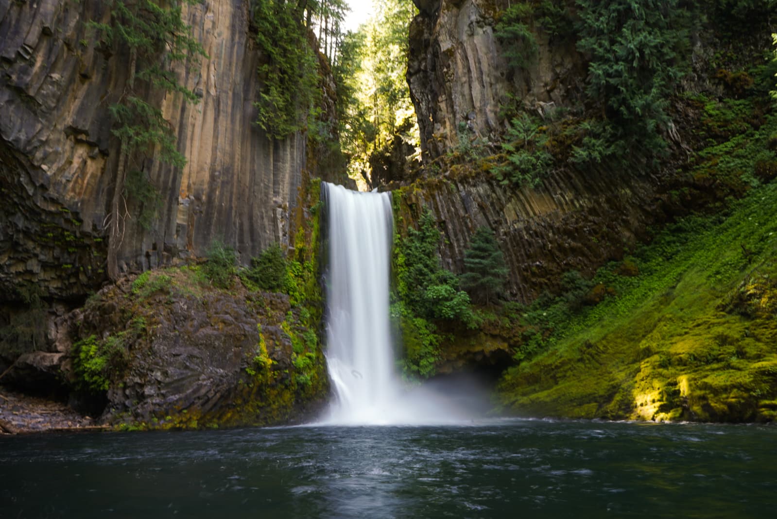 Picture of Toketee Falls