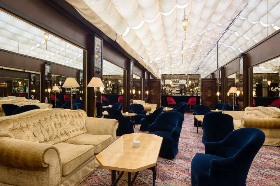 Luxurious lounge of Grand Hôtel de l'Opéra.