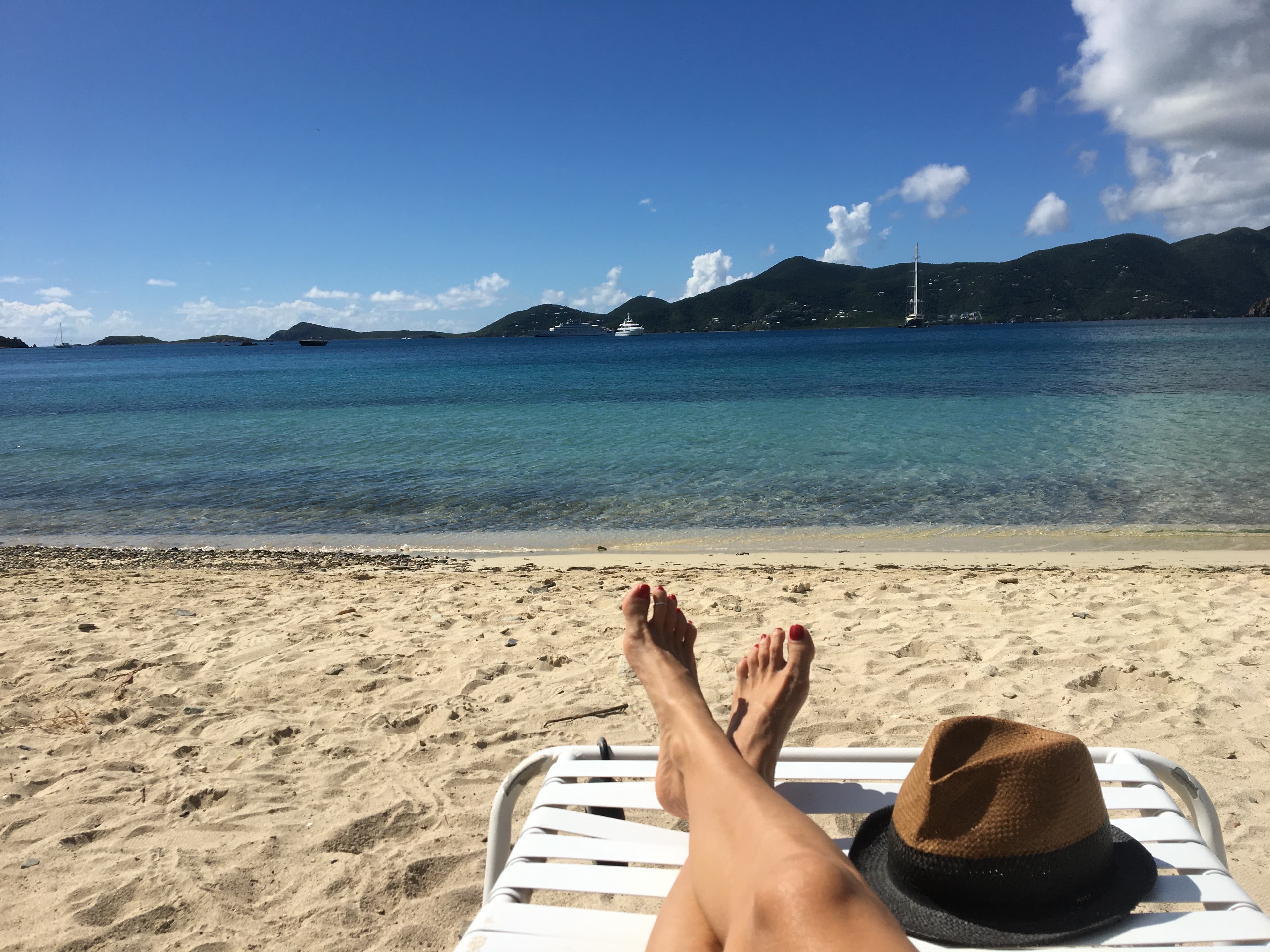 Seaside dinning of a restaurant
