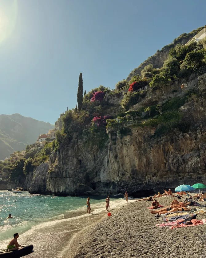 Picture of Arienzo Beach with a beautiful cliff and a lovely sandy beach. 