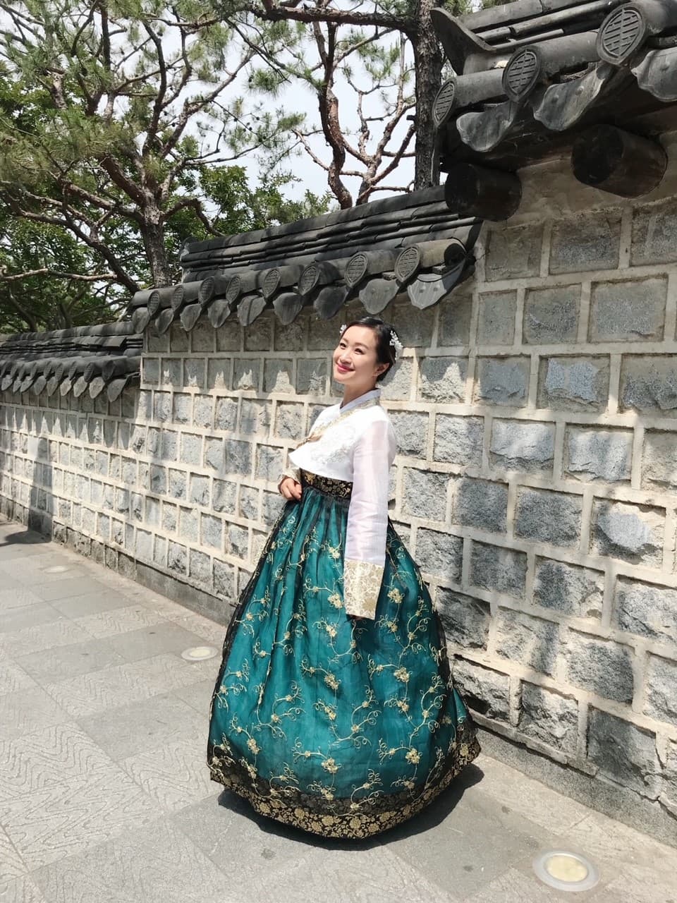 Travel advisor posing