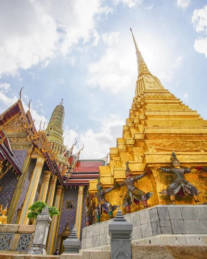 Picture of The Temple of the Emerald Buddha on a cloudy day