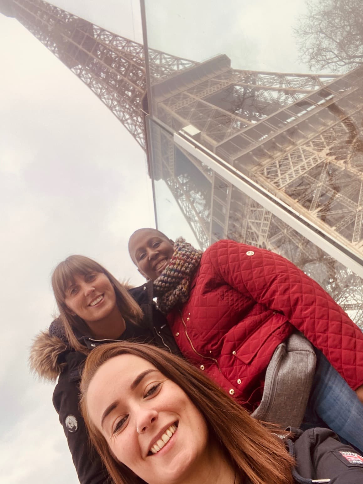 friends near eiffel tower, paris