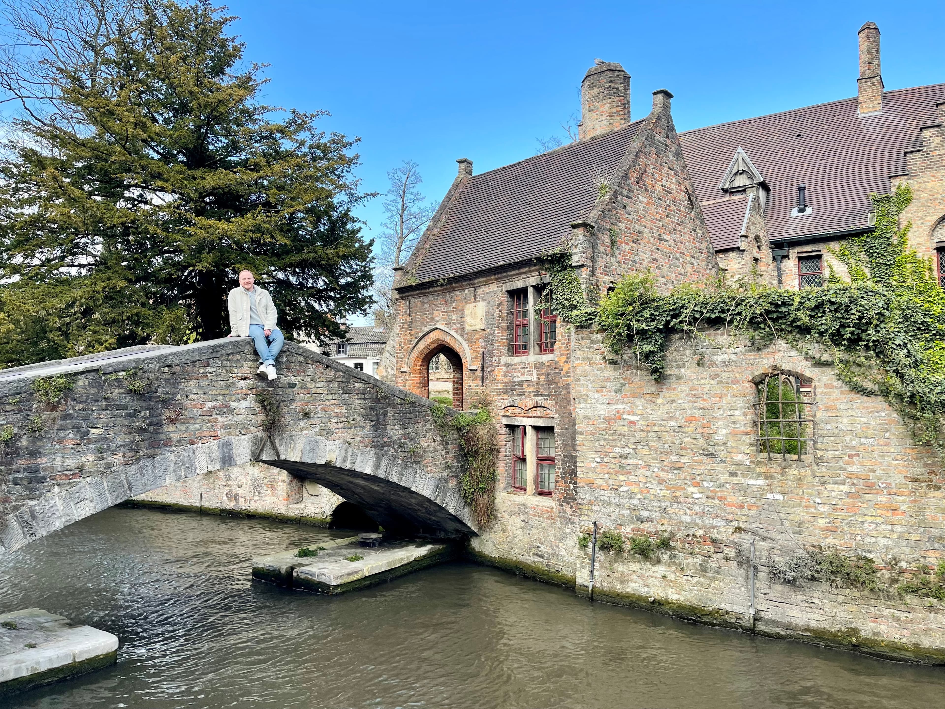 Travel advisor posing