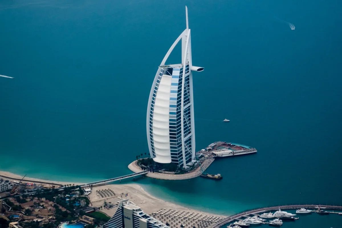 One of the ritzy hotels of Dubai stands prominently like a blade out of the shoreline