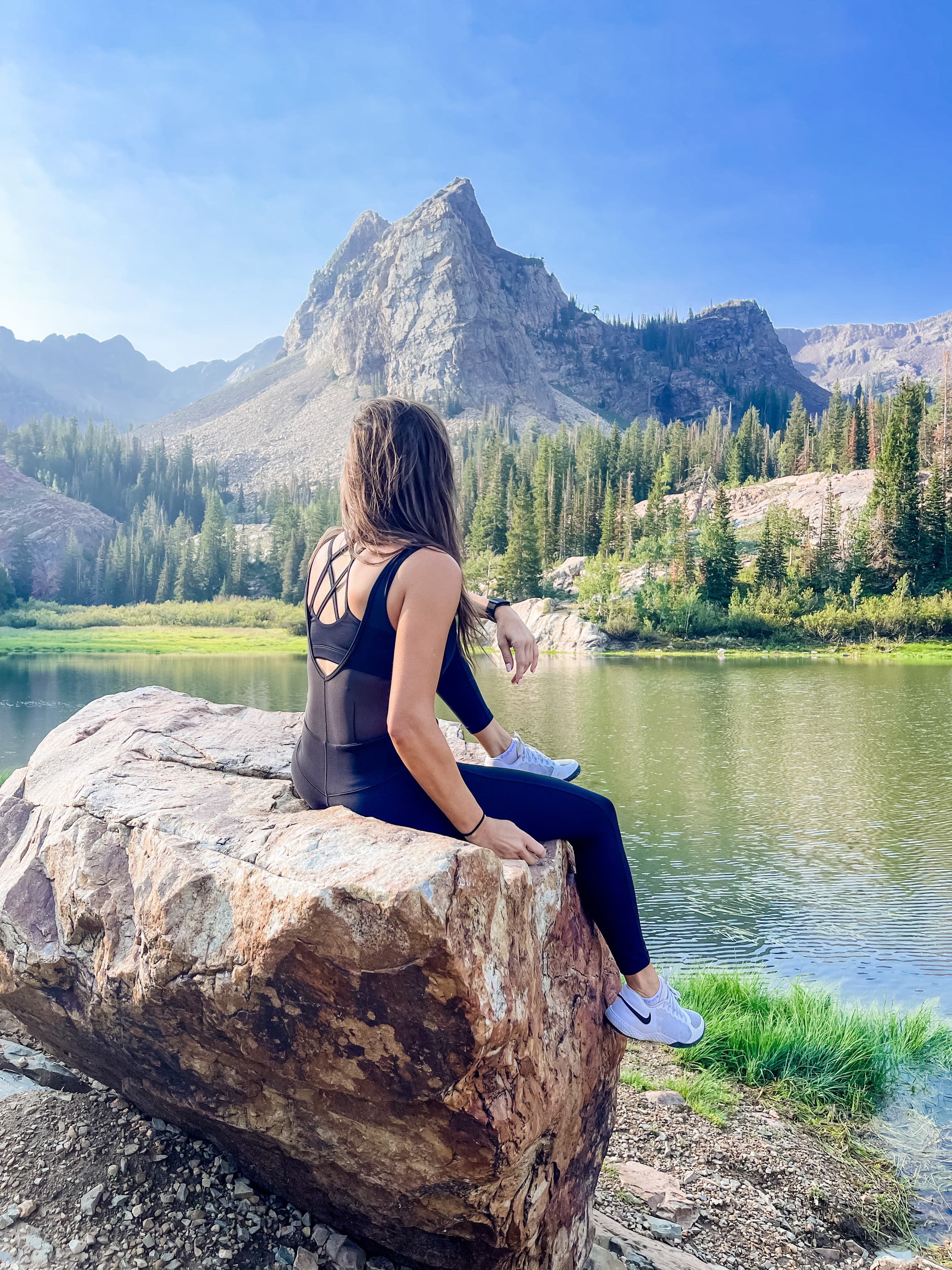 Beautiful woman with sea and mountain