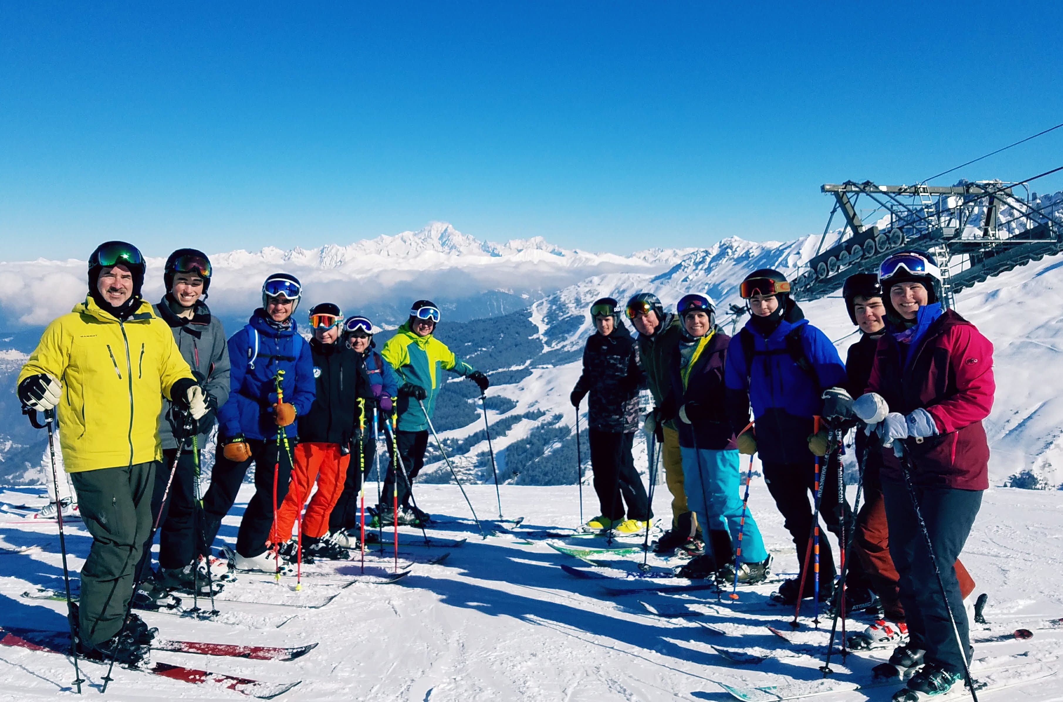 Group photo before going skiing