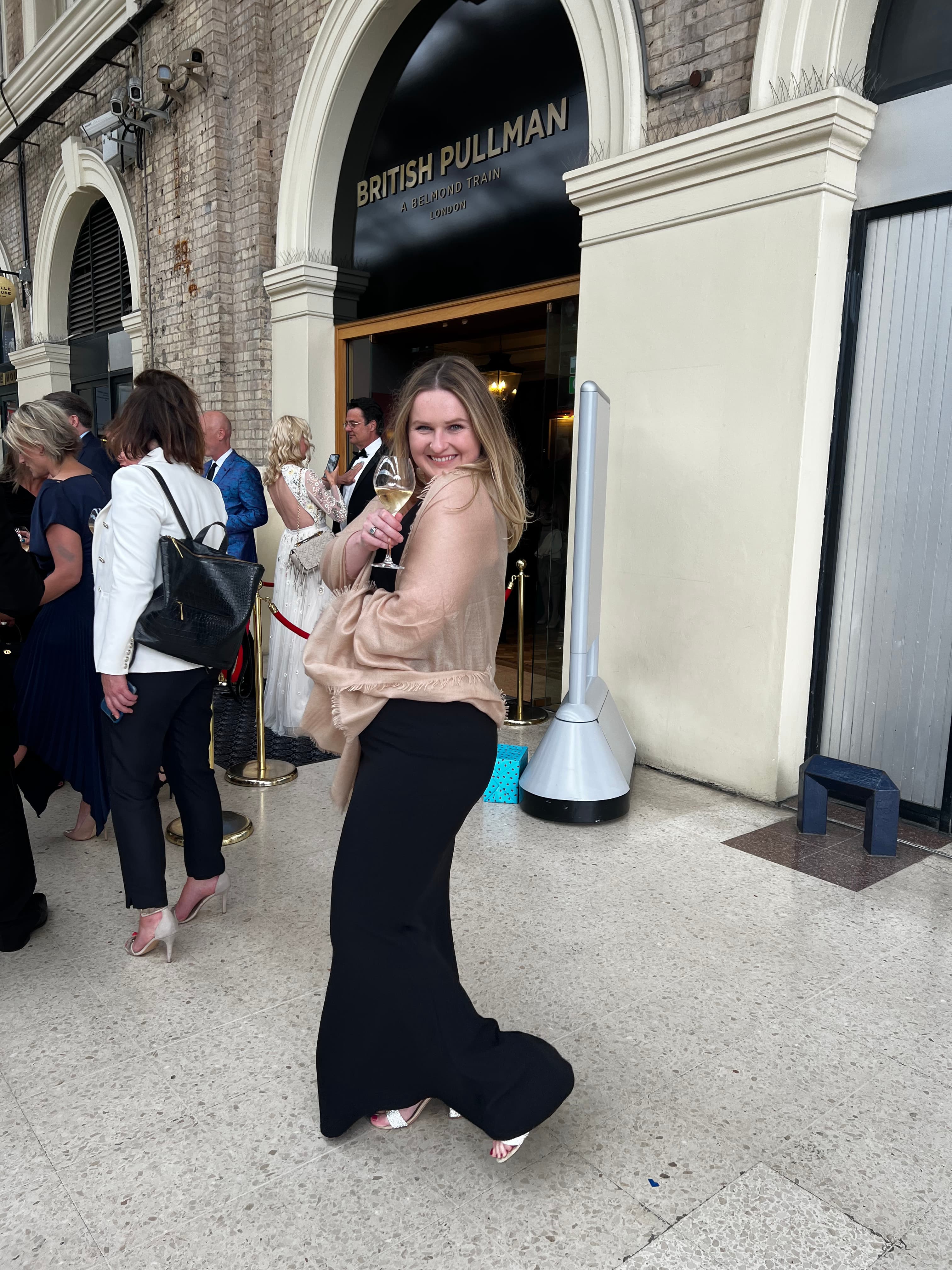 Picture of Kristen outside British Pullman