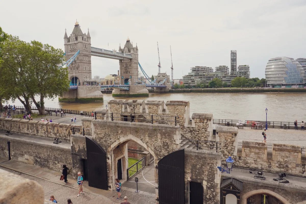 tower-london-travel-guide