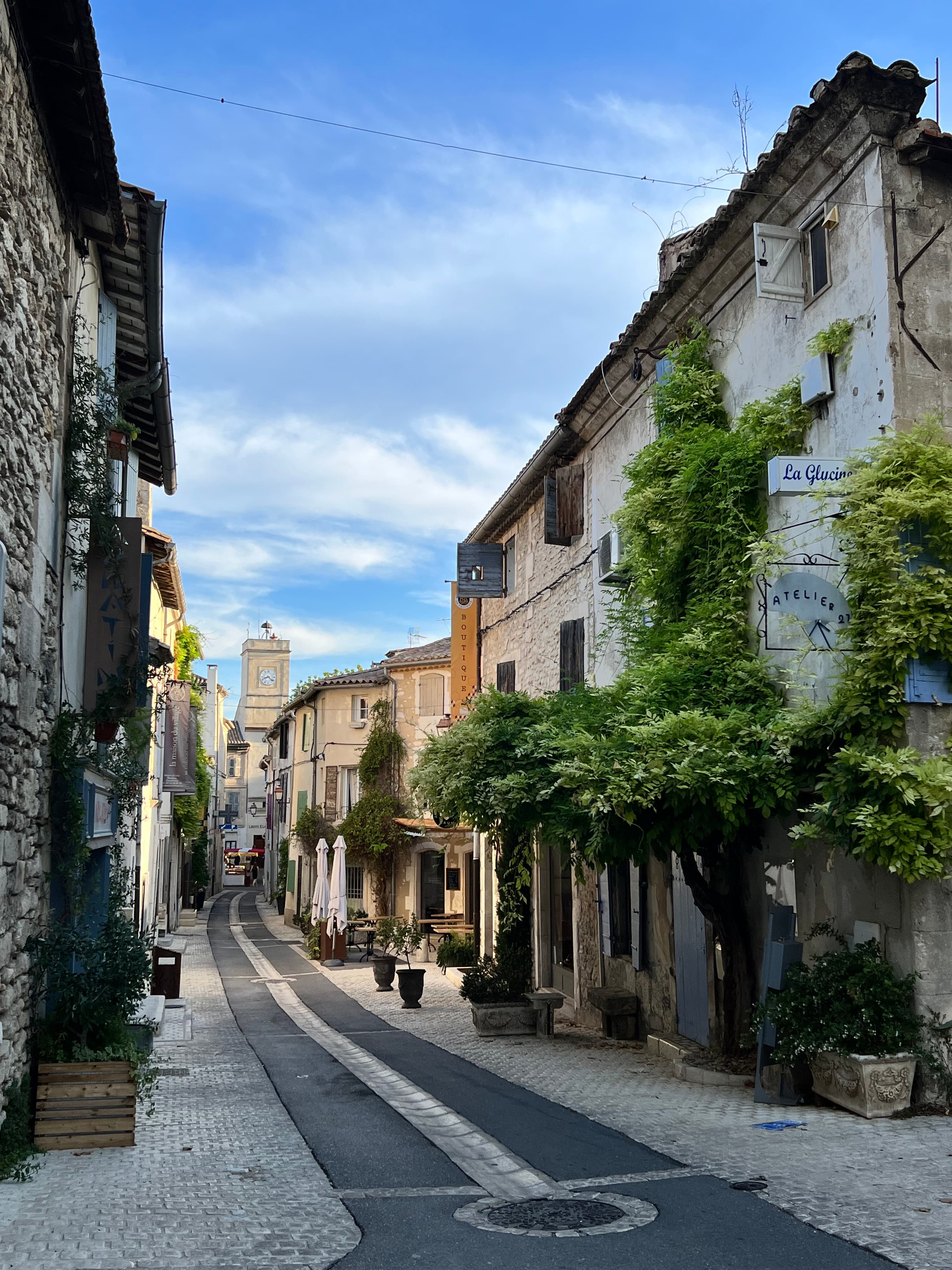 Travel advisor taking picture of city street