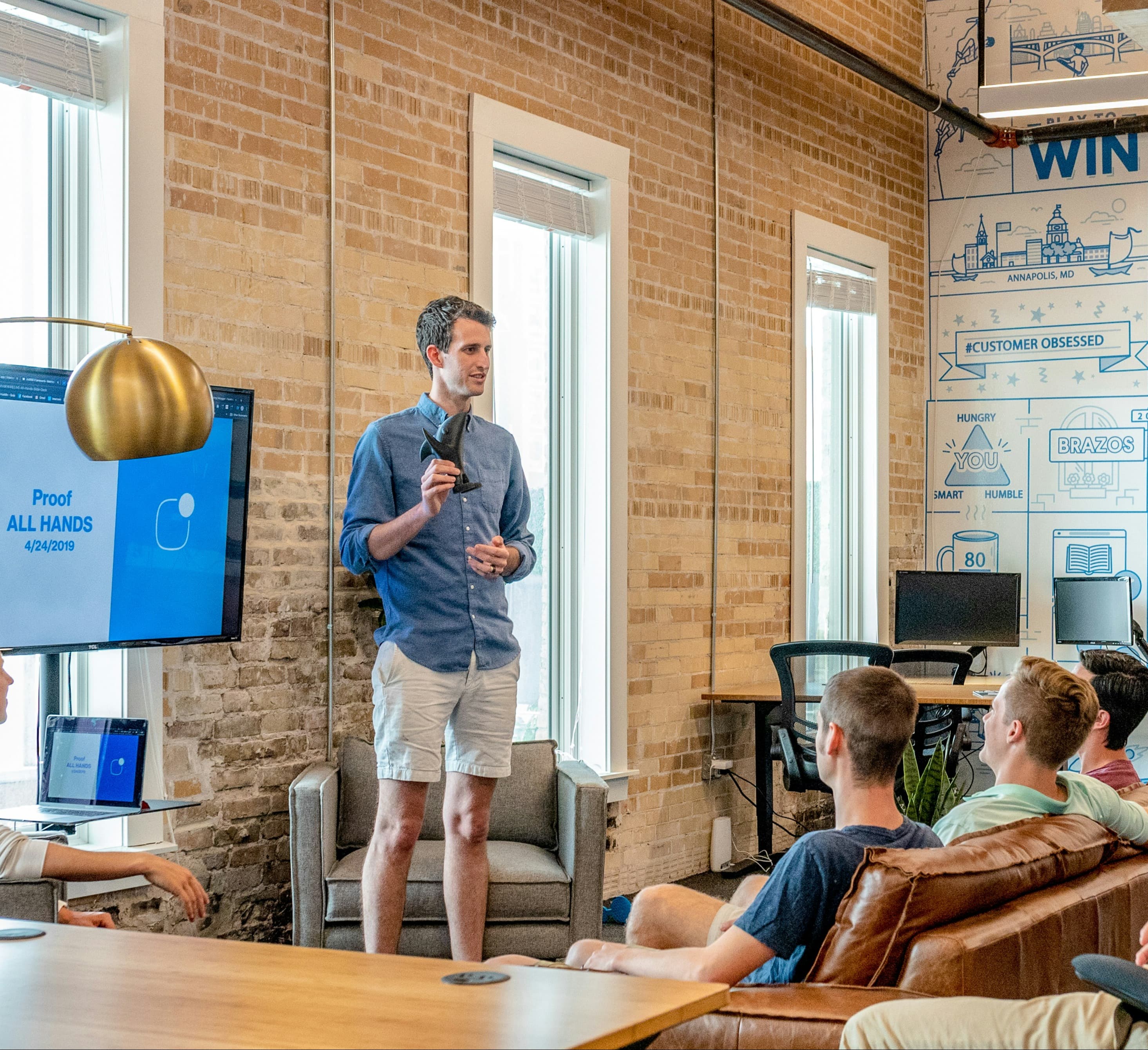 A small meeting retreat with a presentation