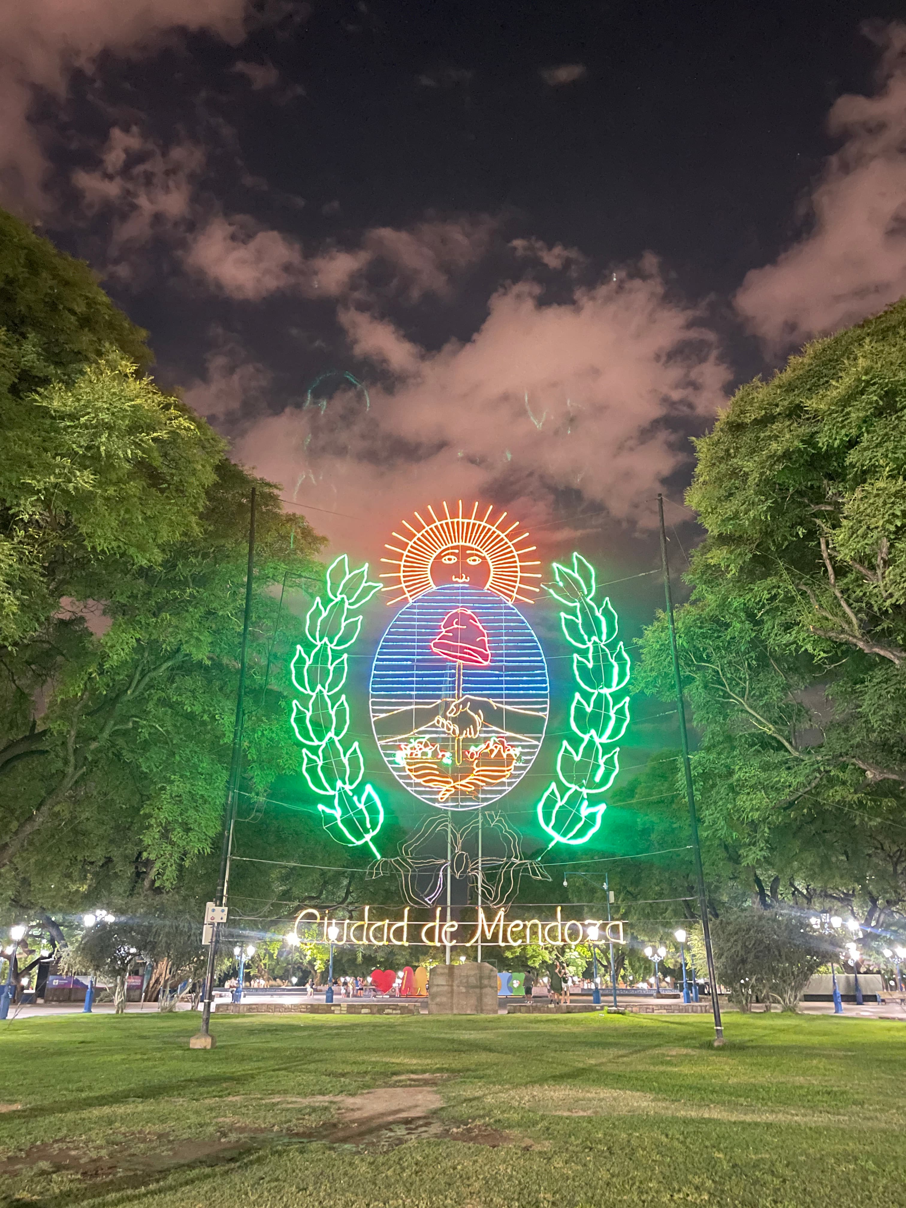 Picture of Plaza Independencia, Mendoza