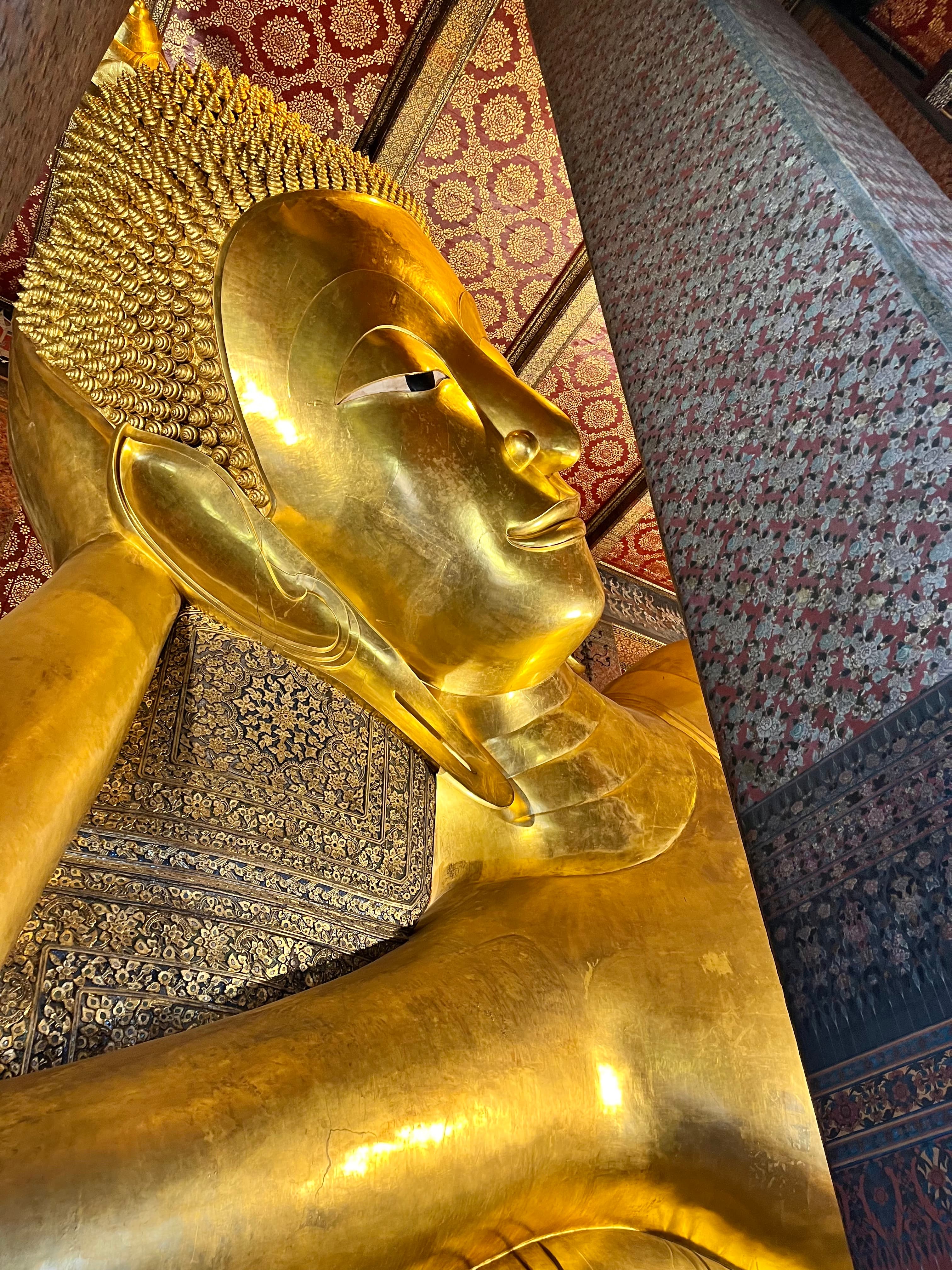 Spectacular view of a bronze sculpture