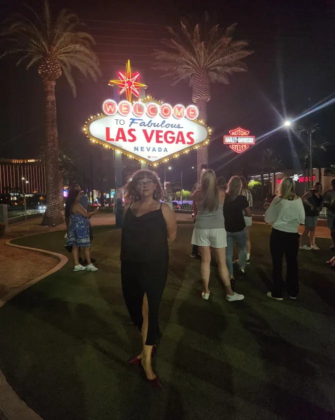 Picture of Leigh in black dress in Las vegas