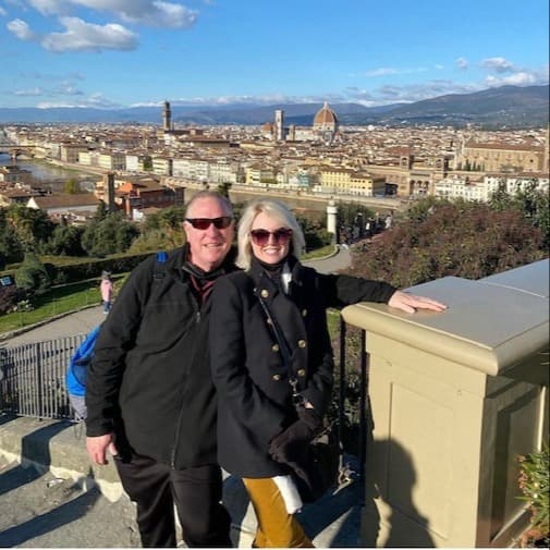 Couple travelling picture