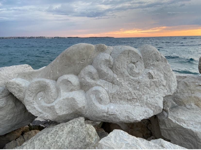 Picture of rocks at the shore of sea
