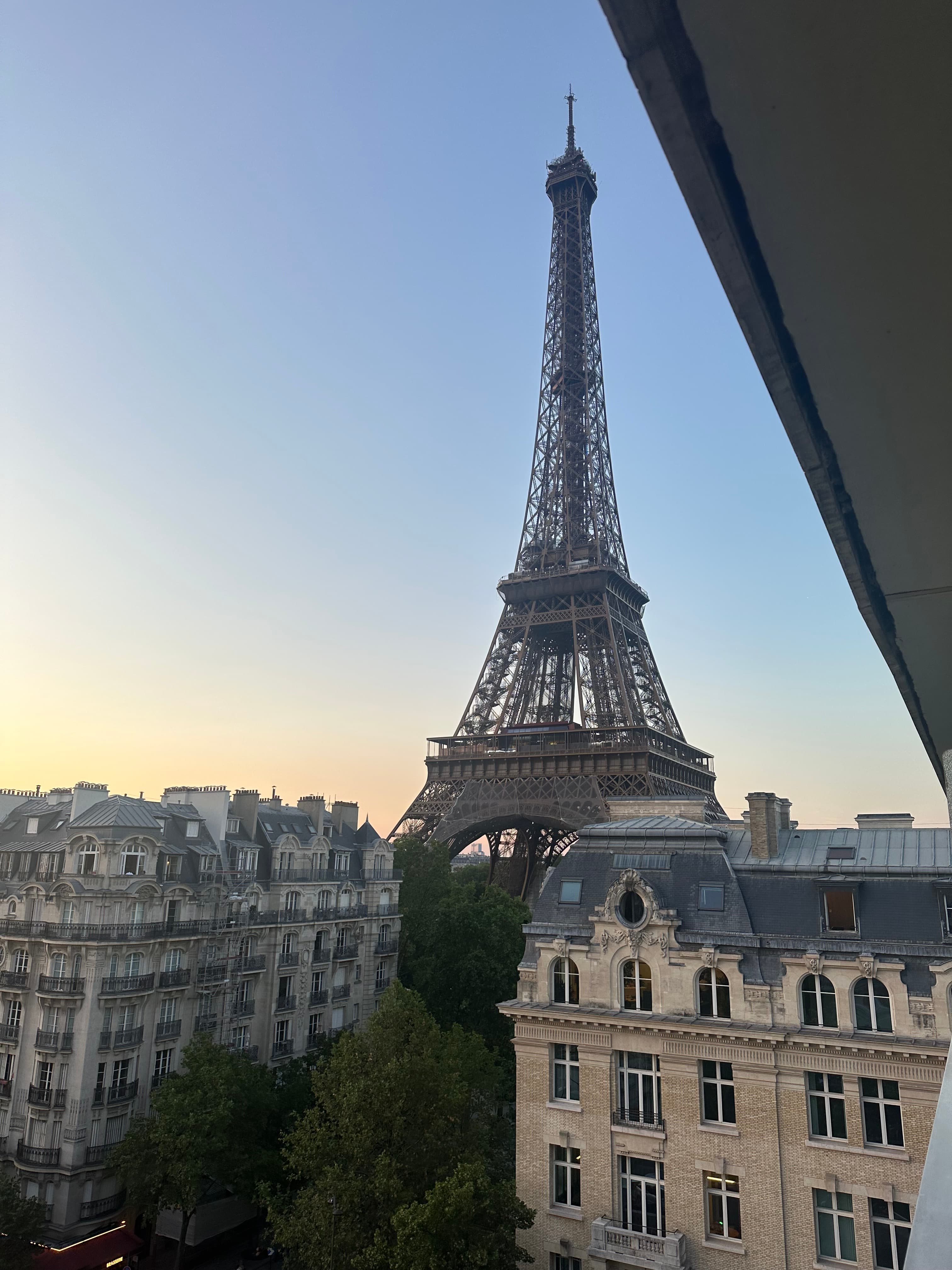 Picture of Eiffle tower