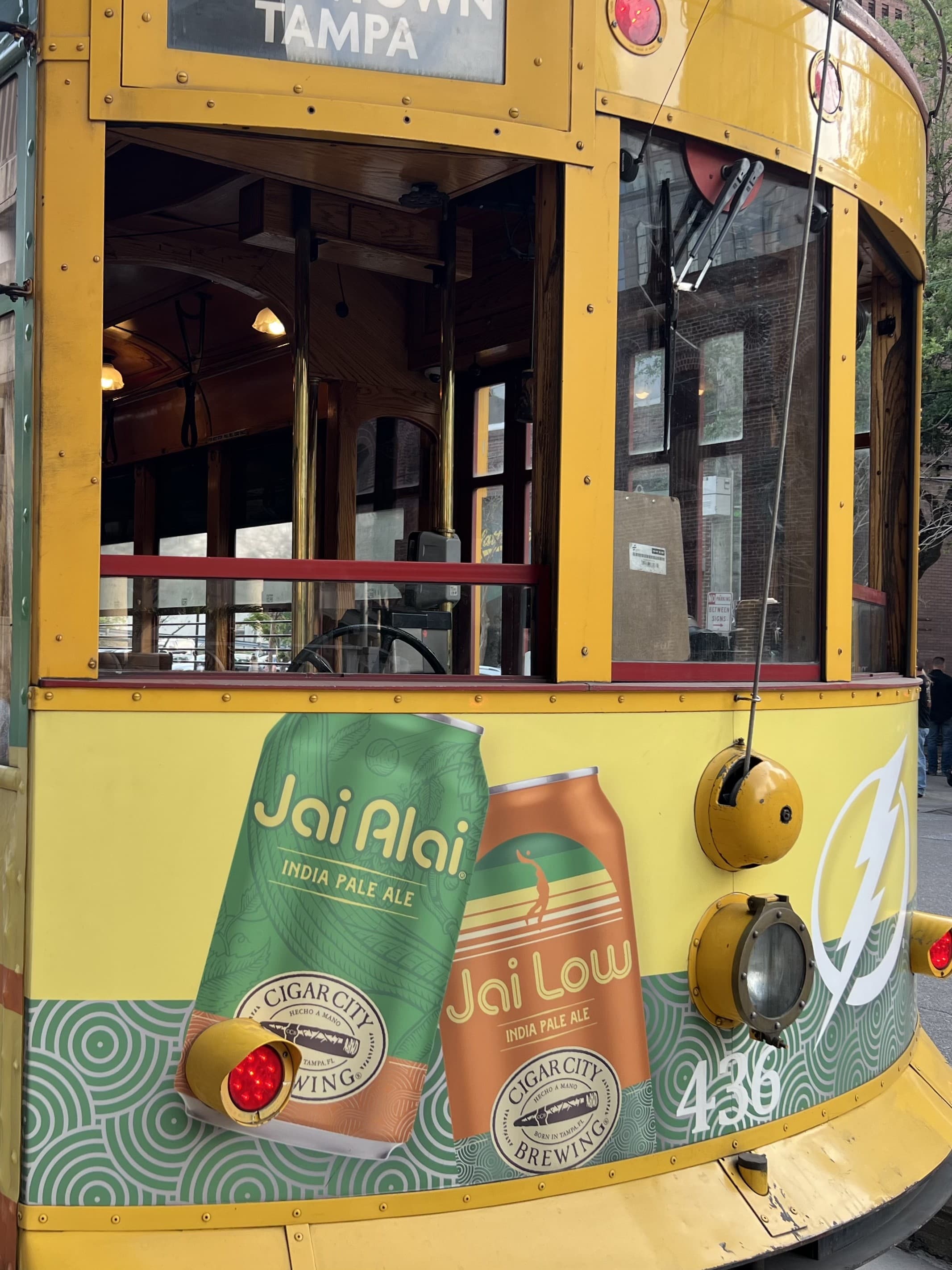 Photo of streetcar in Tampa