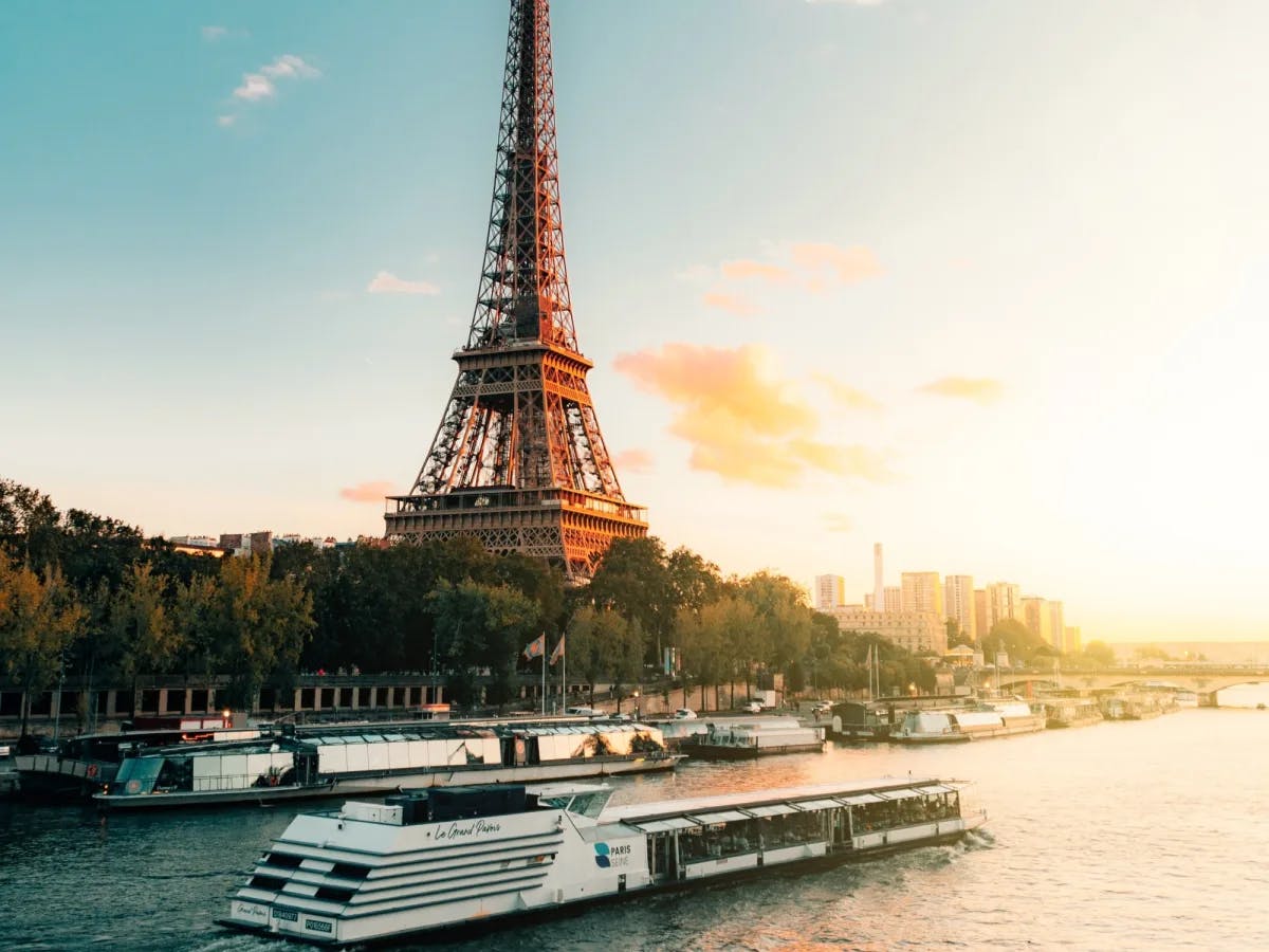 A cruise in canal in front of Eiffel Tower. 