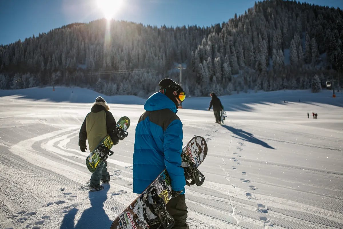 Aspen Colorado is a known snowboarding getaway.