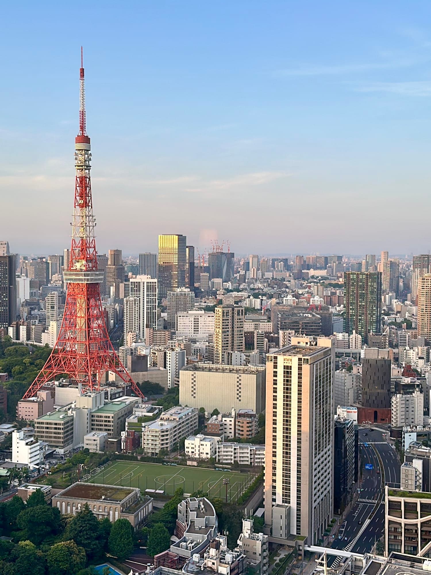 Culture Curator’s Guide to Tokyo: Cuisine, Charisma and Captivating Experiences curated by Robyn Srednicki