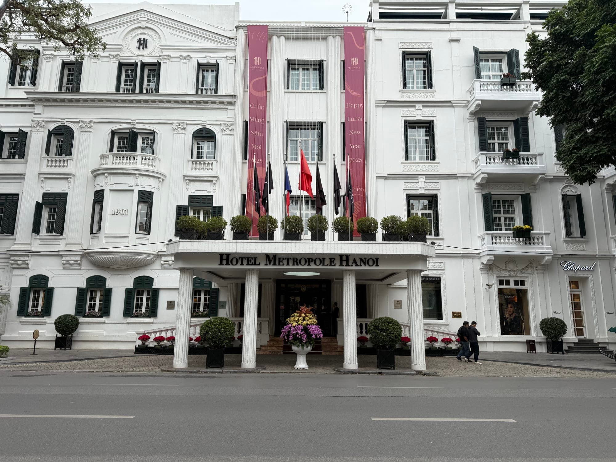 Uniworld Cruises' Timeless Wonders of Vietnam, Cambodia & The Mekong curated by Jeff Goldstein