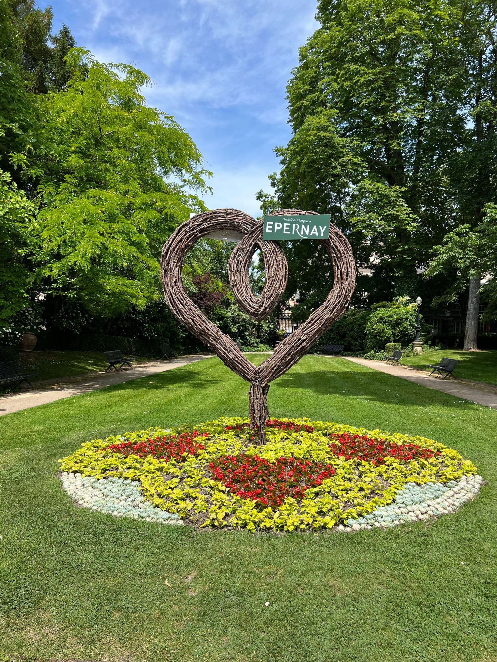 Exploring France: Champagne, Chablis and the Côte de Beaune curated by Robin Hurst