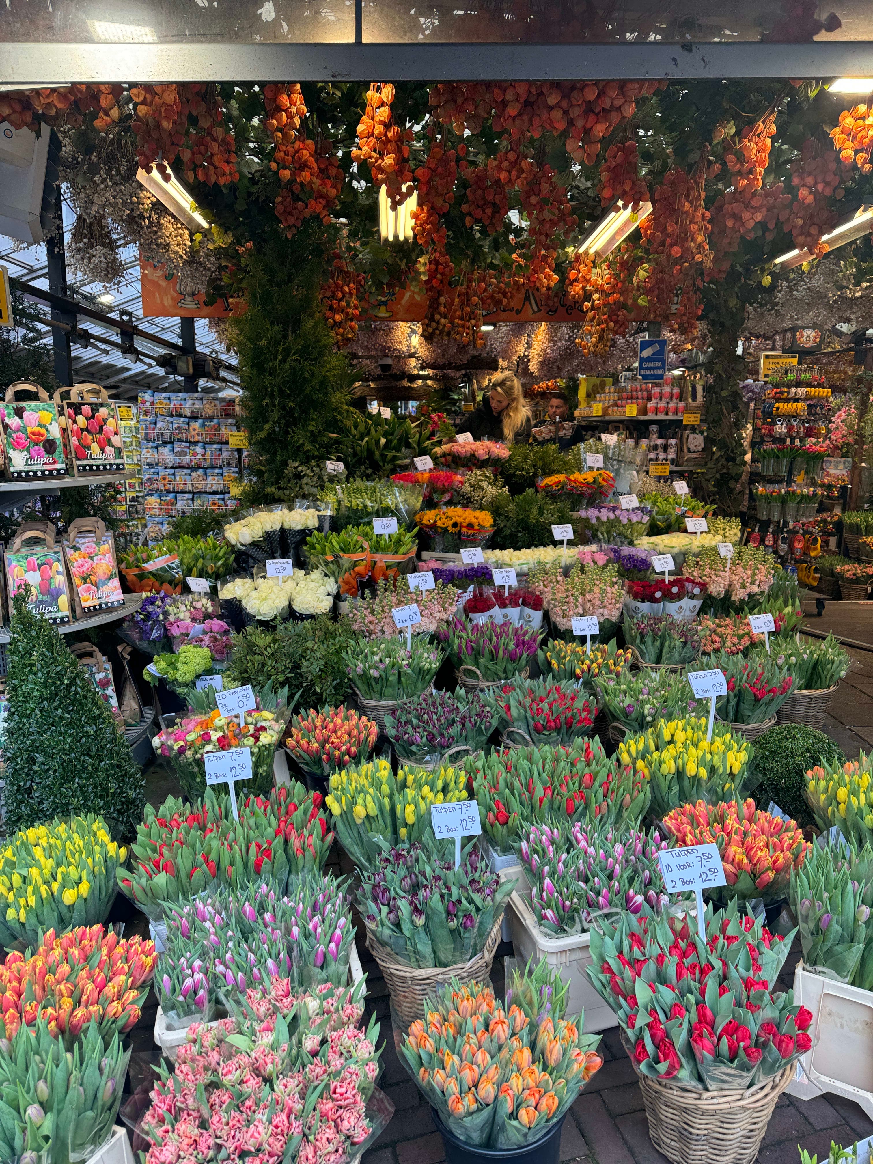 Picture of flower boquette market