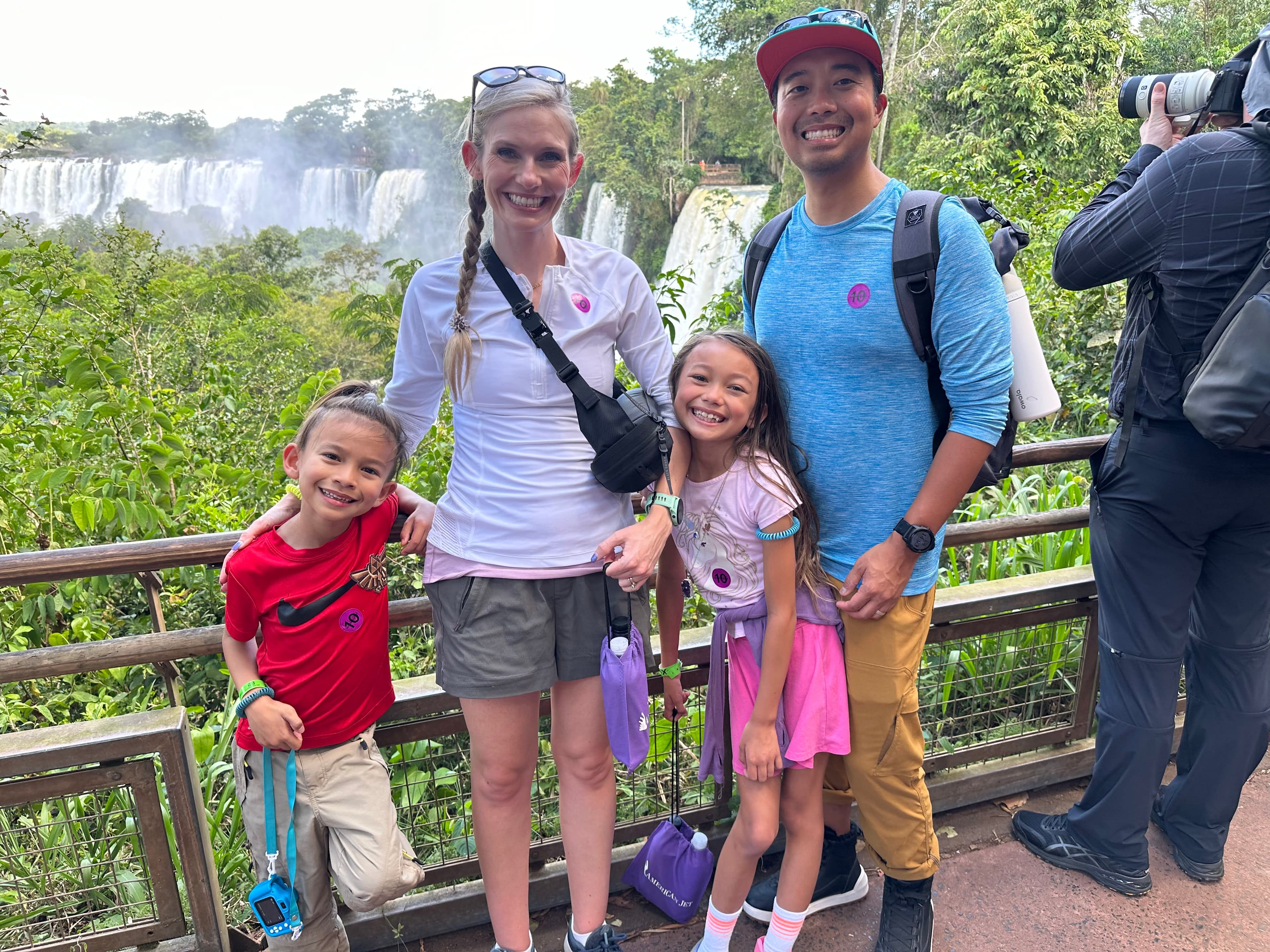 Picture of Loni with family