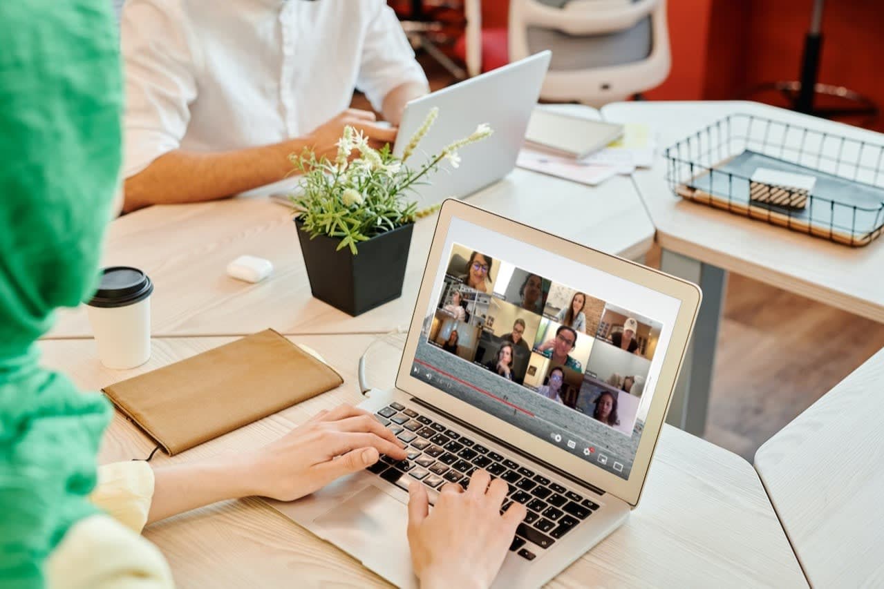 Featured image for Beyond Friends & Family: How to Expand Your Client Base