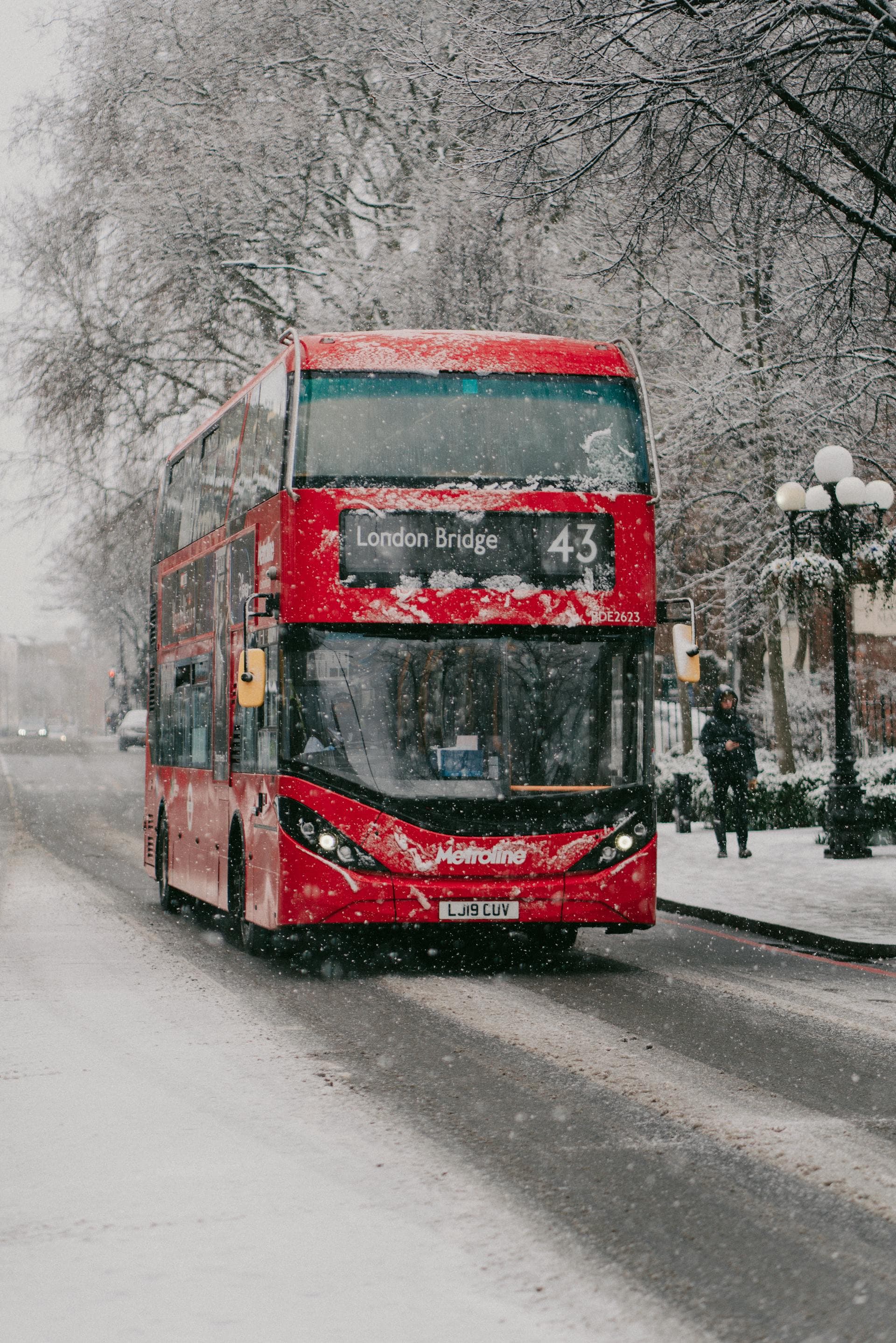 Winter in London: Cozy 5-Day Guide curated by Noah Rosenfeld