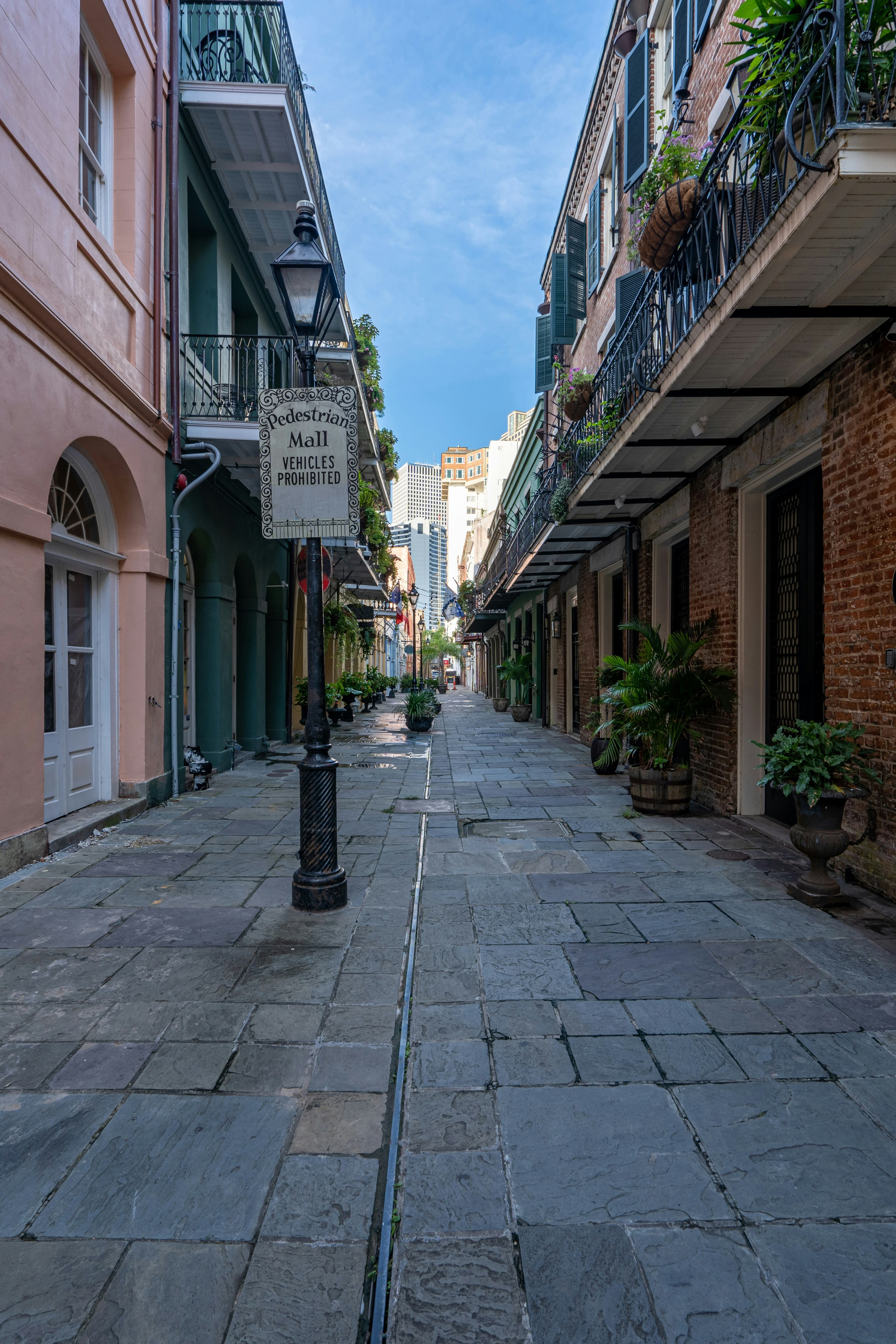 JW Marriott New Orleans: Quietly Elite curated by Glen Teeter