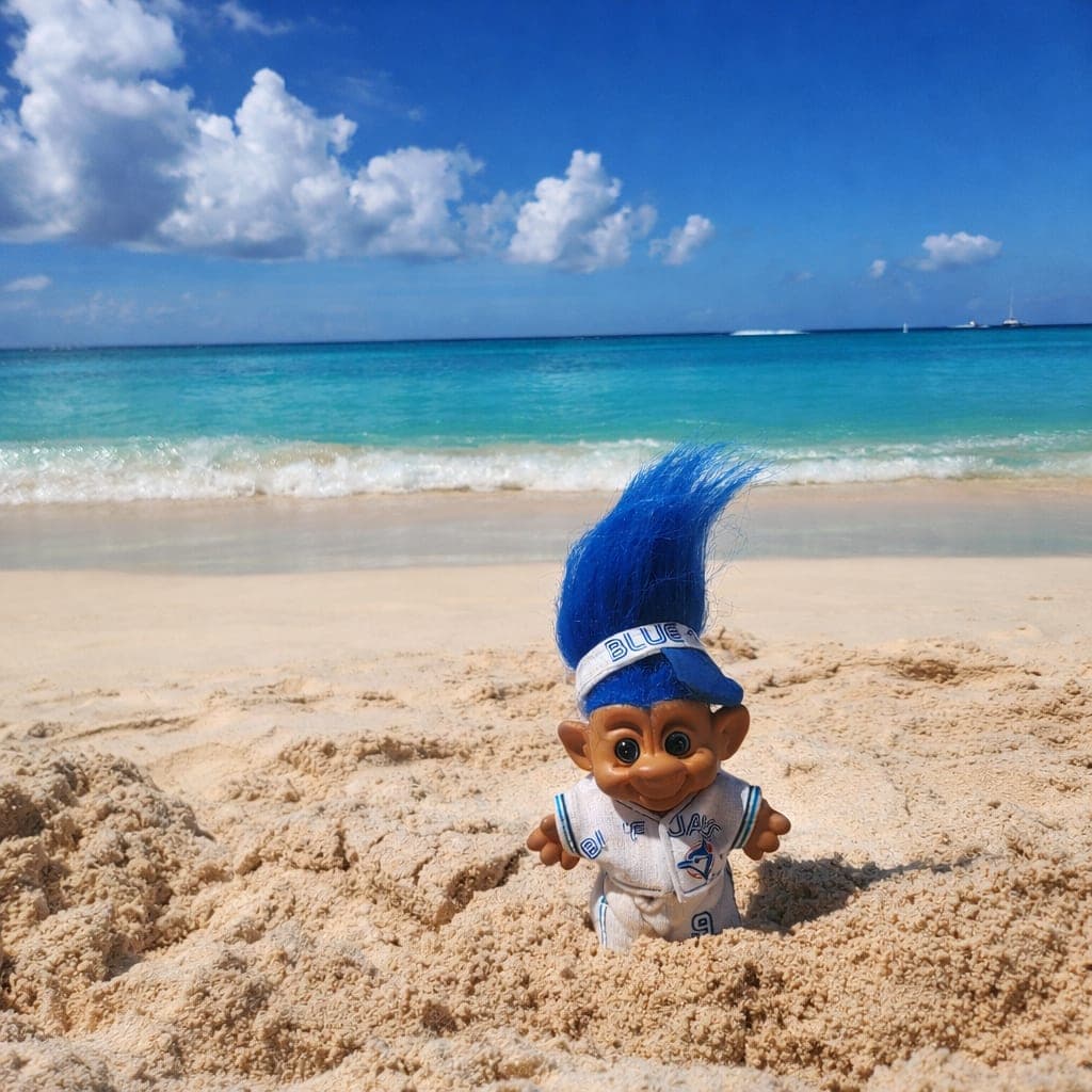 Sonny Days & Short Stays in Grand Cayman curated by Sonny Gutierrez