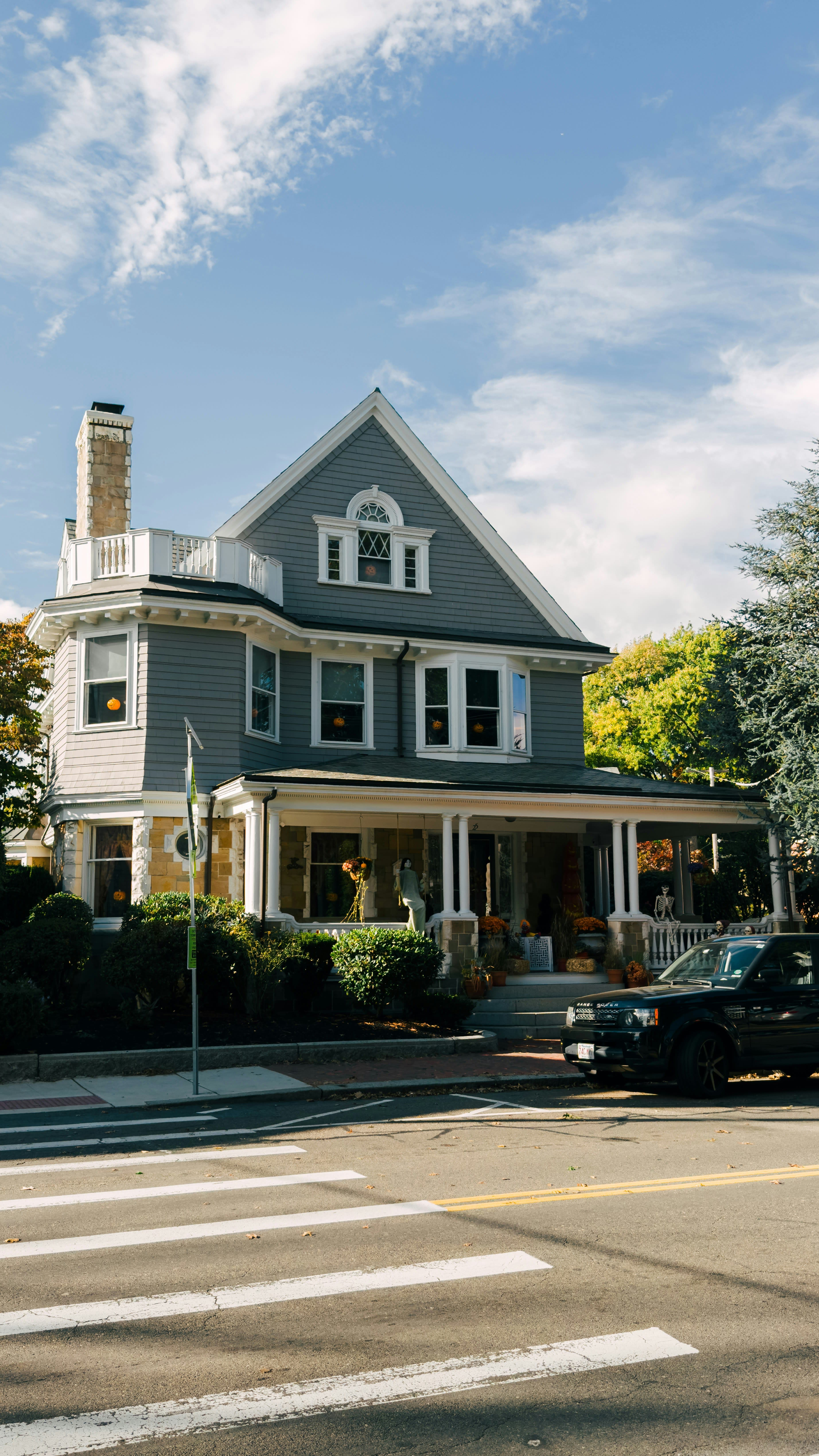 The Best of Salem: A 3-Day Itinerary curated by Kelly Lomax